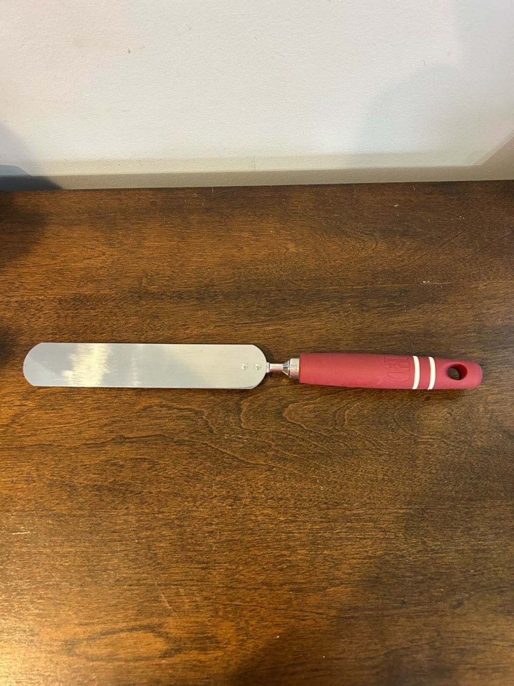 Paula Deen Cake Icing Spatula Red Handle 12.5 x  1.25 Inches in Great Condition